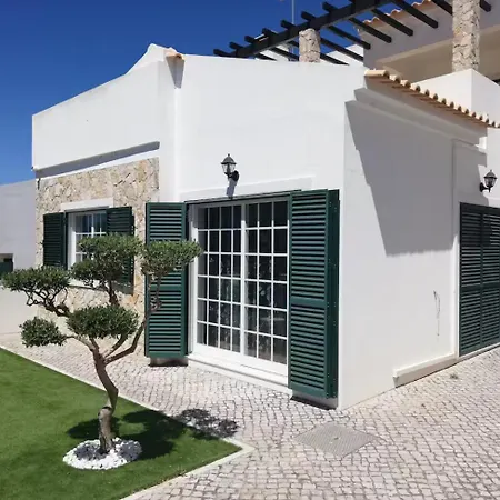 E By Dolcestay - V4 No Meco A 5min Da Com Jardim & Bbq *