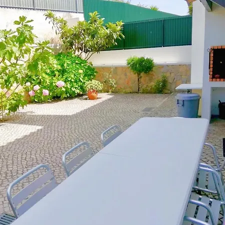 E - Moradia No Meco A 5min Da Com Jardim & Bbq