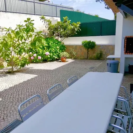 Ferienhaus E By Dolcestay - V4 No Meco A 5min Da Com Jardim & Bbq Sesimbra