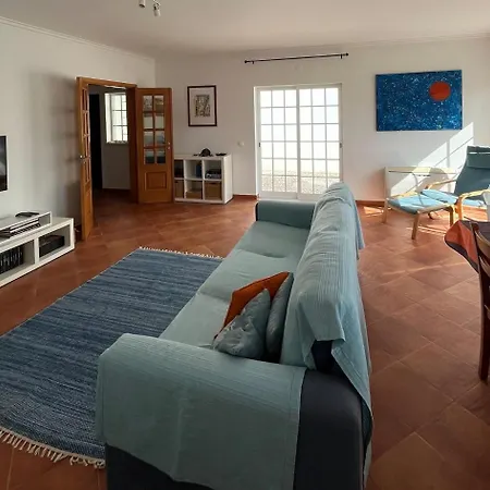 Casa Campo E Praia - Moradia No Meco A 5Min Da Praia Com Jardim & Bbq * Sesimbra